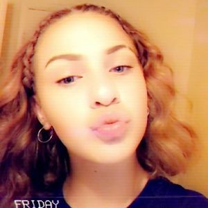 Meet your Posher, Michele